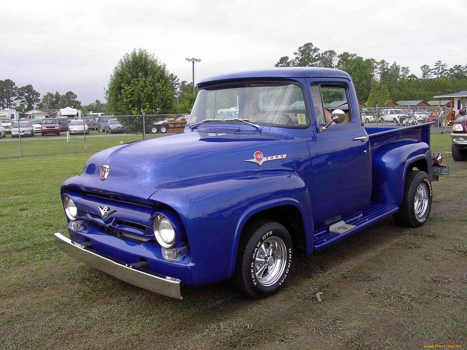 Retro Ford Pickup